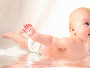 Как научить ребенка плавать – полезные советы и упражнения Как преодолеть водобоязнь